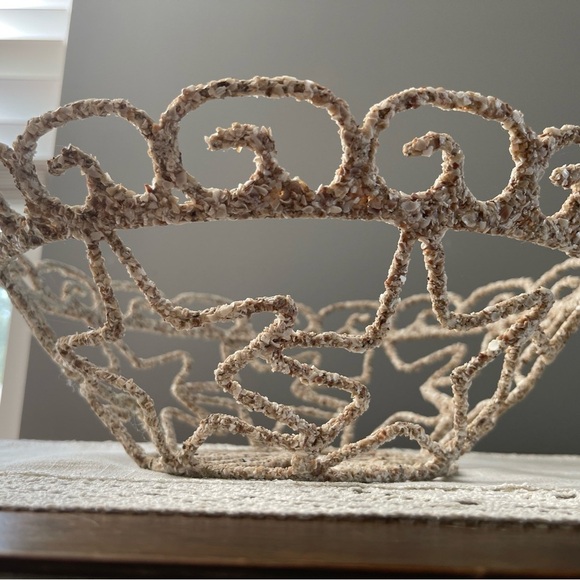 Unique Seashell Covered Decorative metal Bowl Sand Dollar Beach House gift‎ - Picture 4 of 10